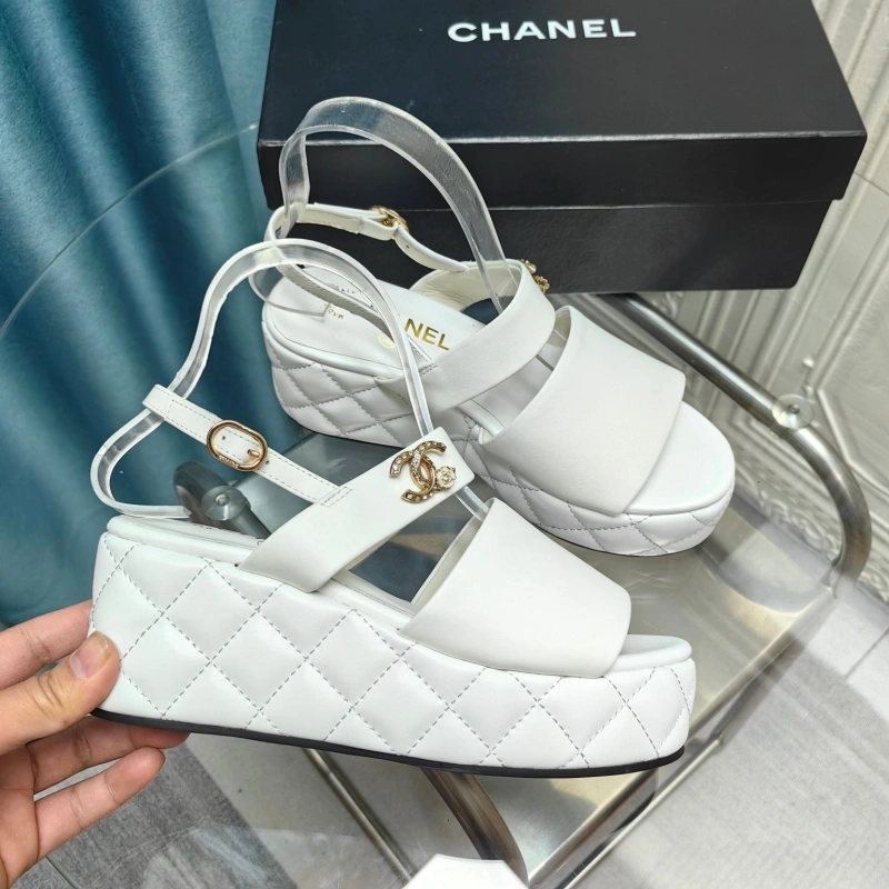 Chxnxl Sandals Bold 131094