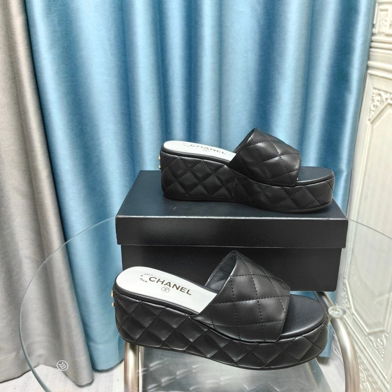 Vibrant Chxnxl Sandals 131099
