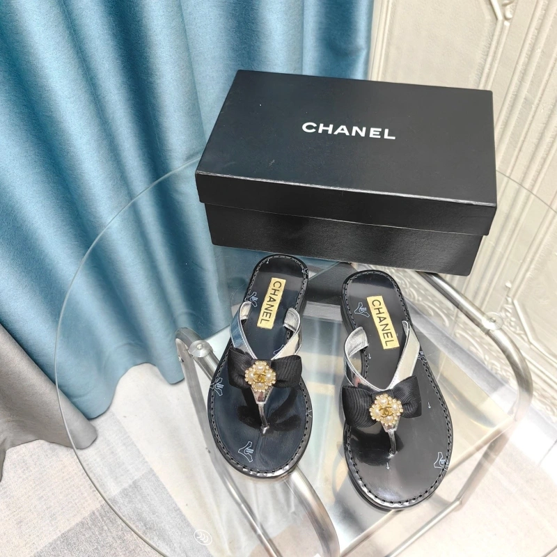 Elegant Chxnxl Slippers 130581