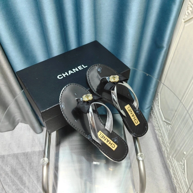 Elegant Chxnxl Slippers 130581