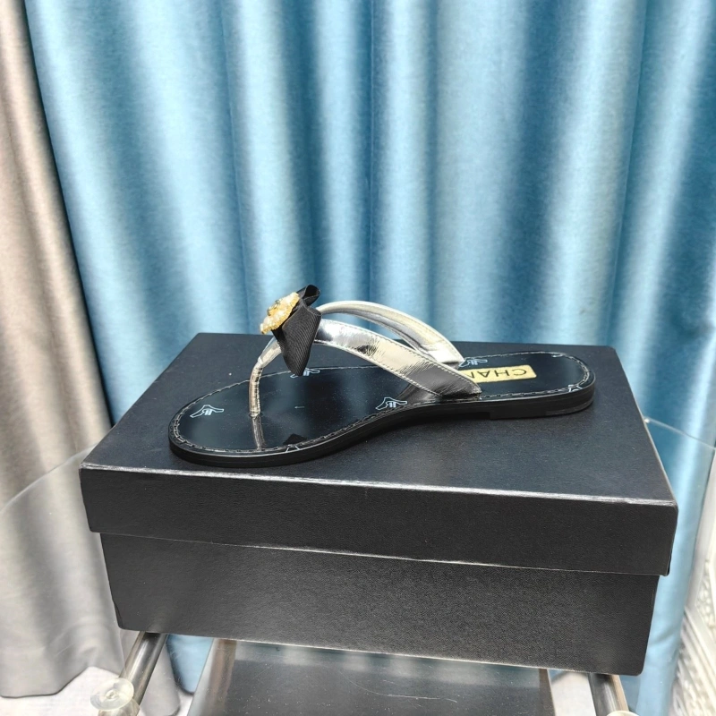 Elegant Chxnxl Slippers 130581