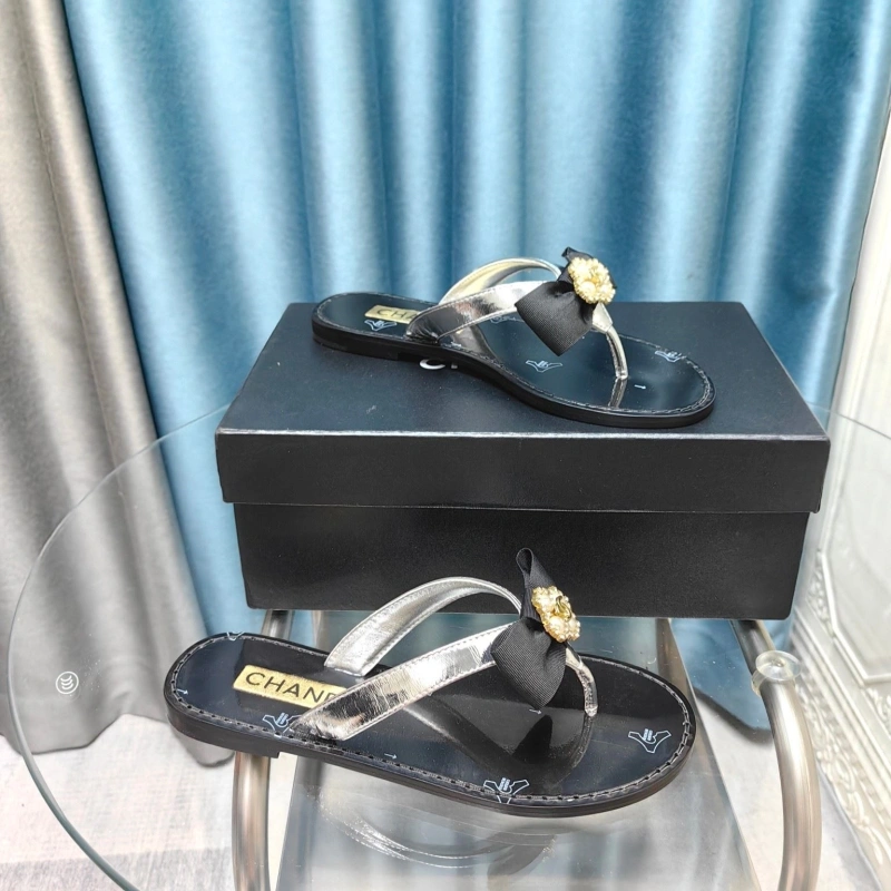 Elegant Chxnxl Slippers 130581