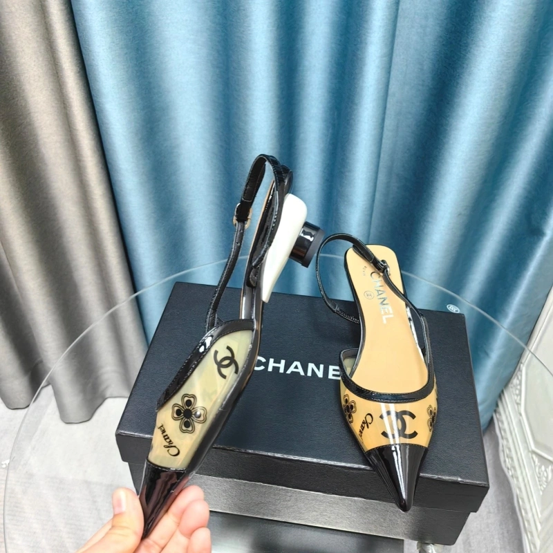 Refined Chxnxl Sandals 131092