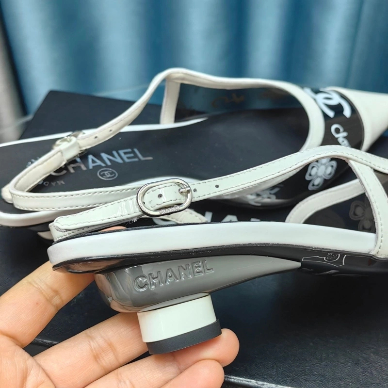 Timeless Chxnxl Sandals 131105