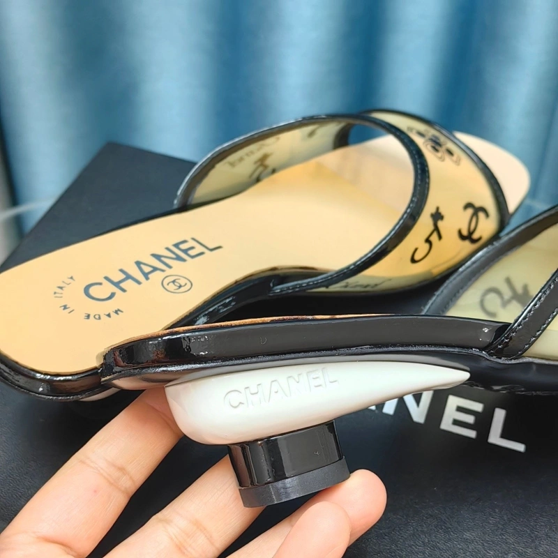Chxnxl Sandals Refined 131086