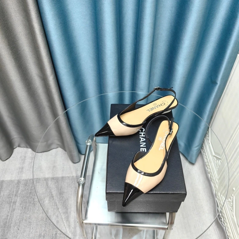 Flexible Chxnxl Sandals 131084