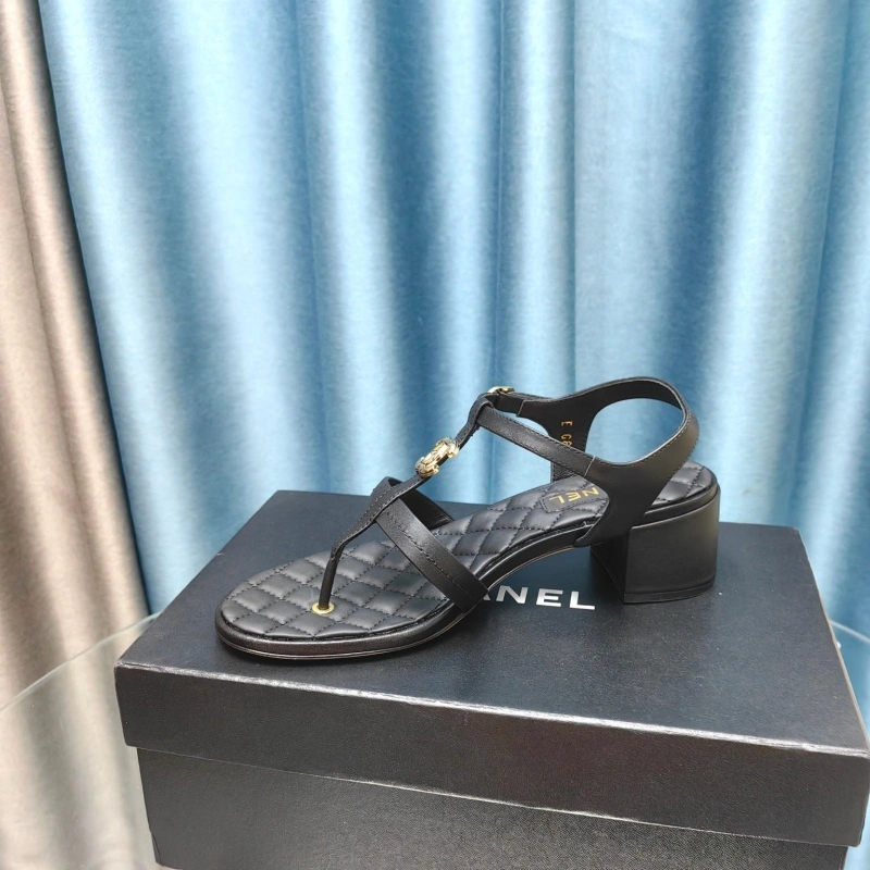 Cozy Chxnxl Sandals 131082