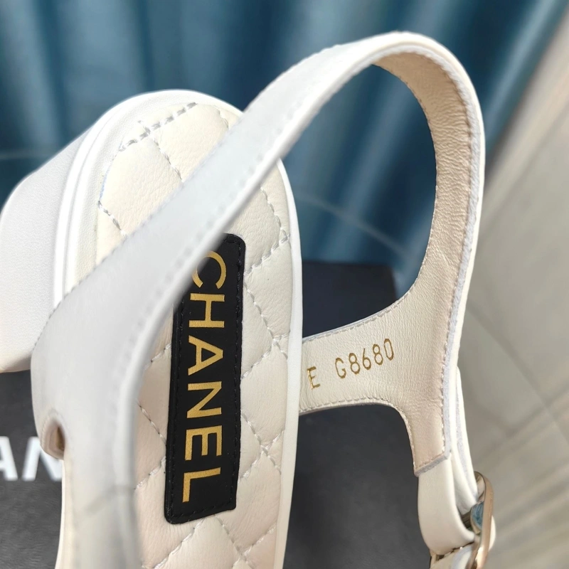 Sophisticated Chxnxl Sandals 131079