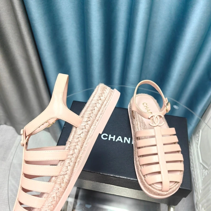 Fashionable Chxnxl Sandals 131077
