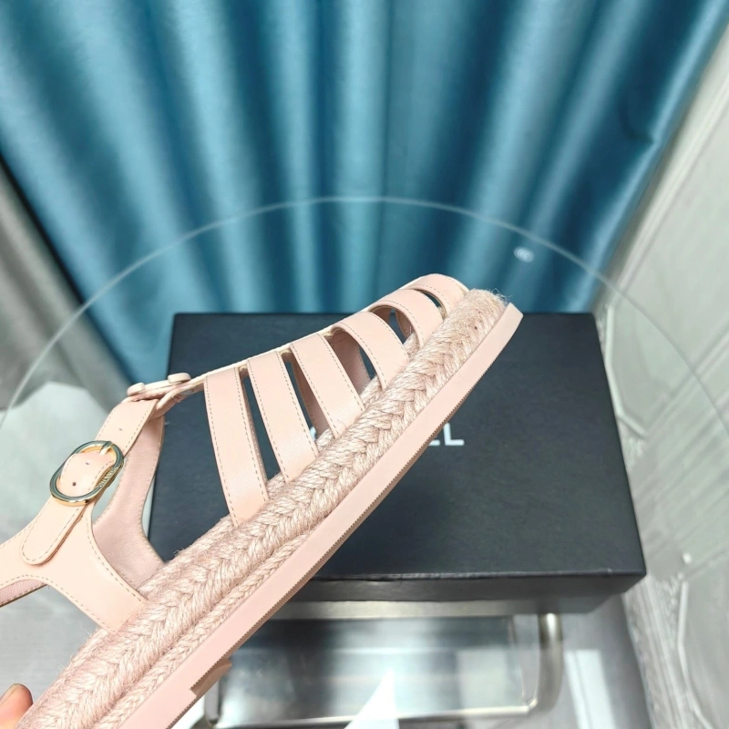 Fashionable Chxnxl Sandals 131077