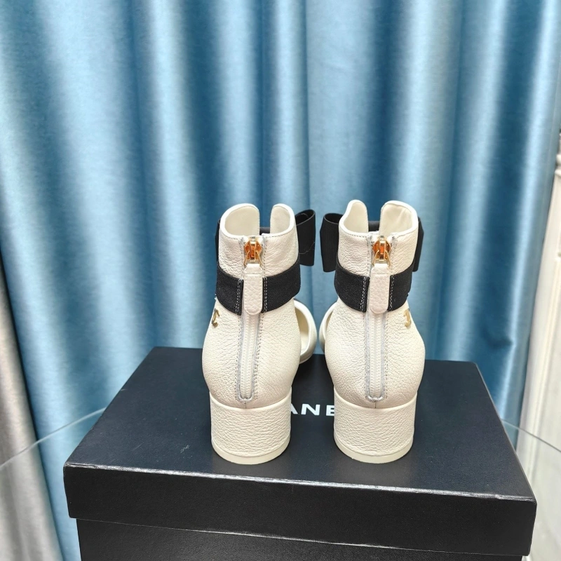 Compact Chxnxl Sandals 131061