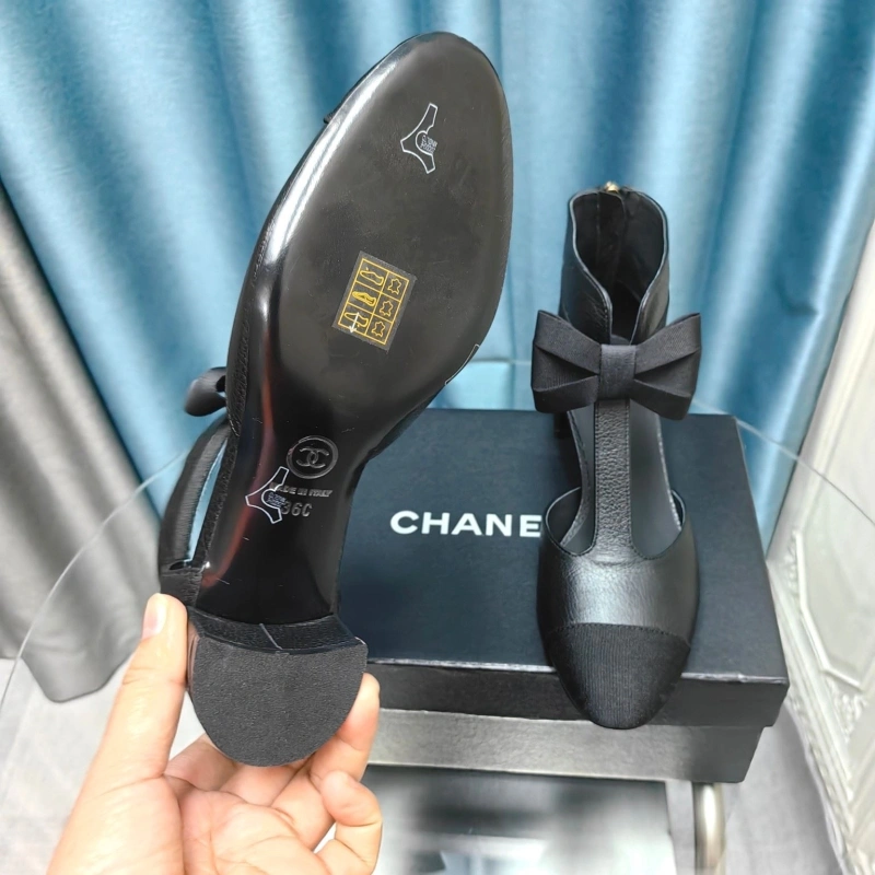 Chxnxl Sandals Vibrant 131057