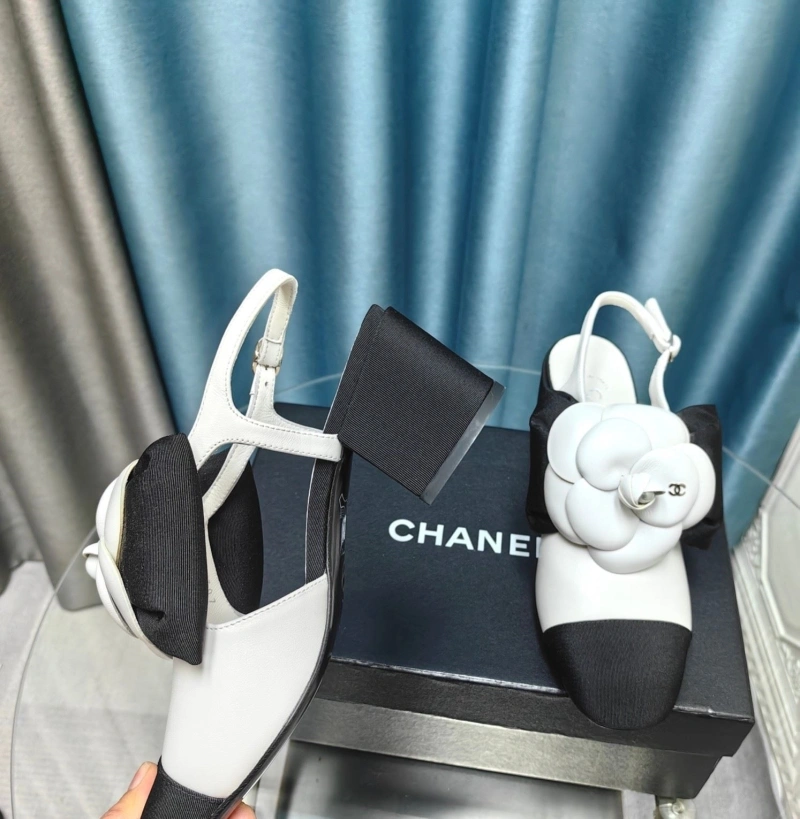 Fashionable Chxnxl Sandals 131048