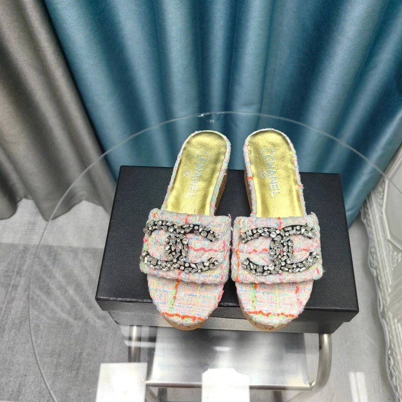 Cozy Chxnxl Sandals 131044