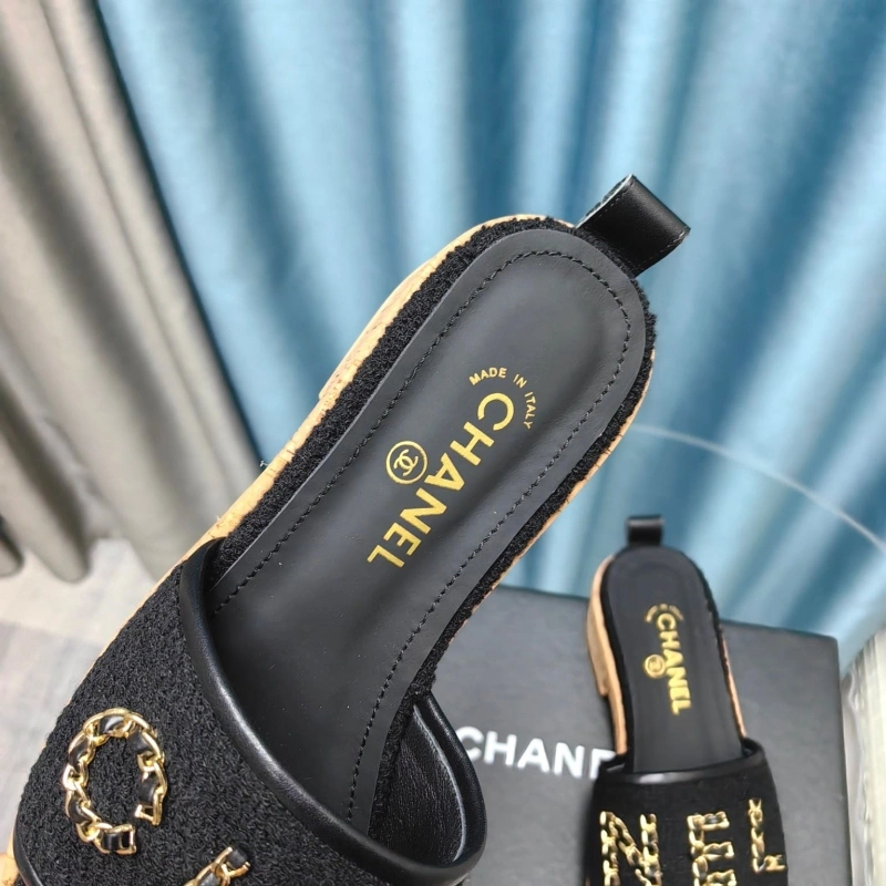 Soft Chxnxl Slippers 130553