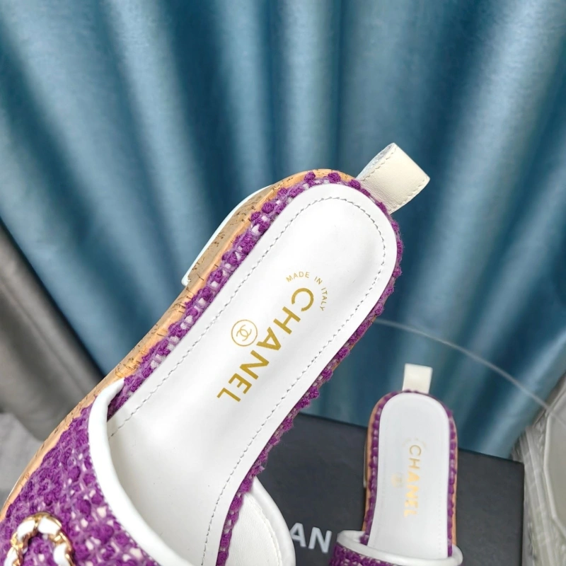 Efficient Chxnxl Slippers 130547