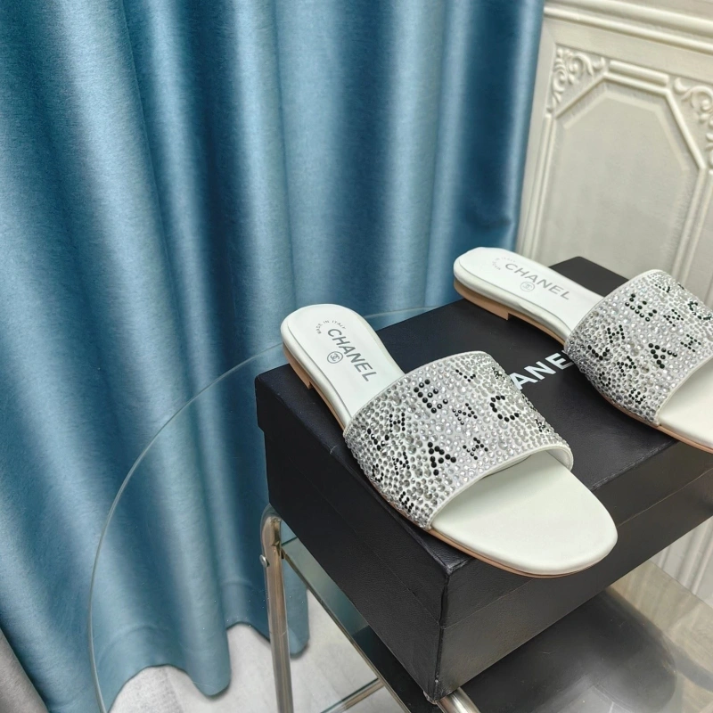 Soft Chxnxl Slippers 130544