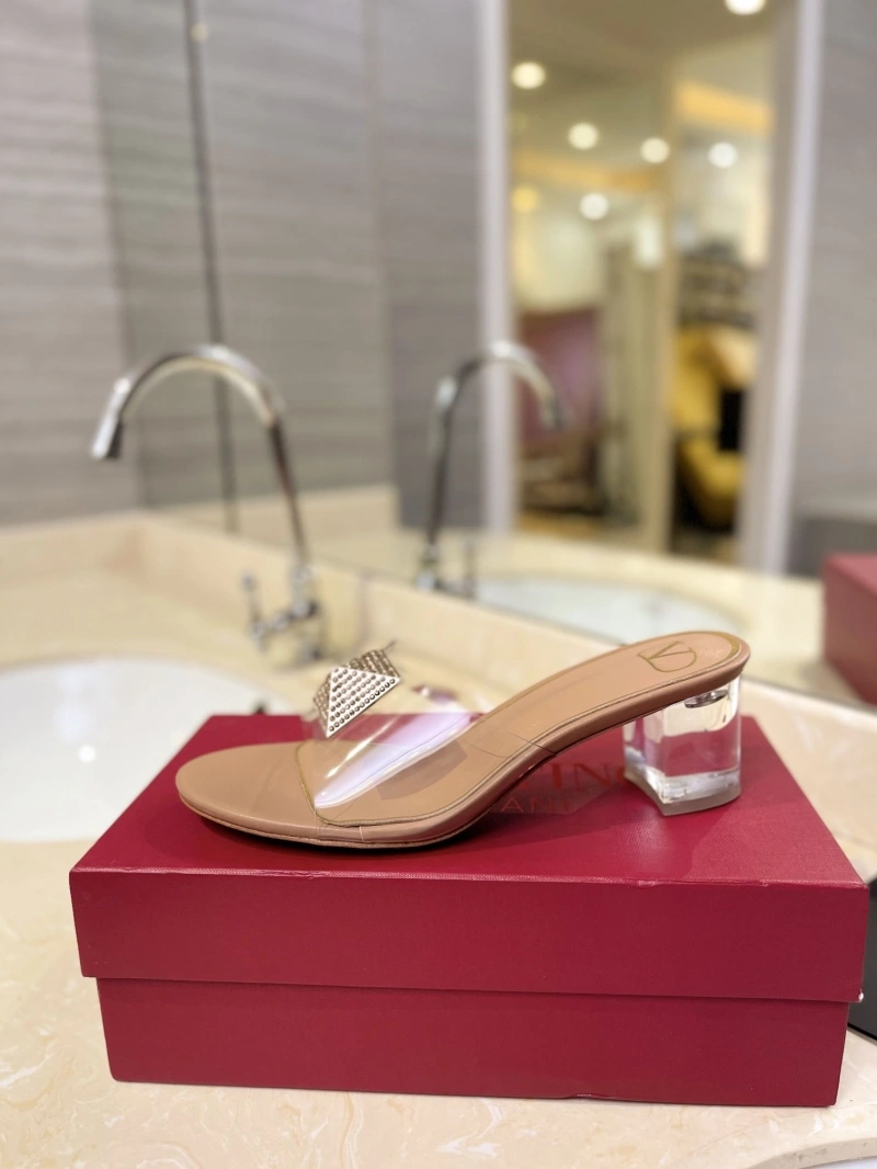ModernLook Vxlxntino Slippers 231795
