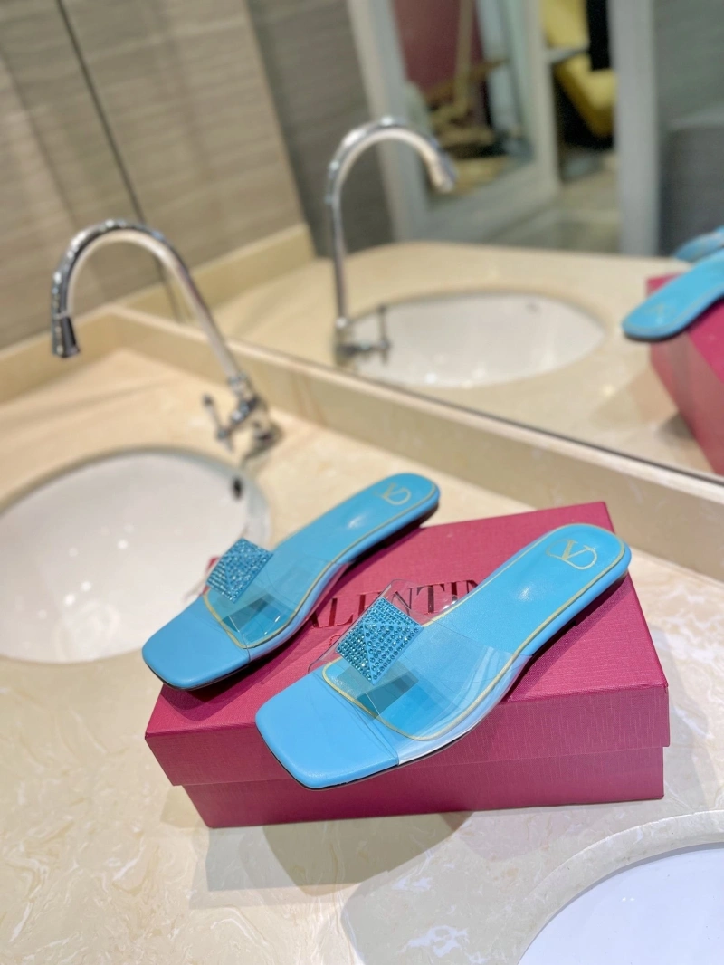 Cozy Vxlxntino Slippers 231788