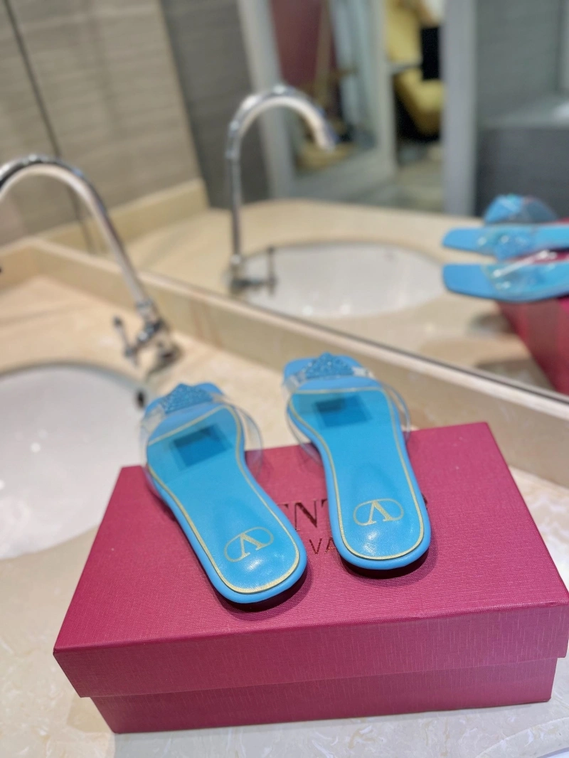 Cozy Vxlxntino Slippers 231788