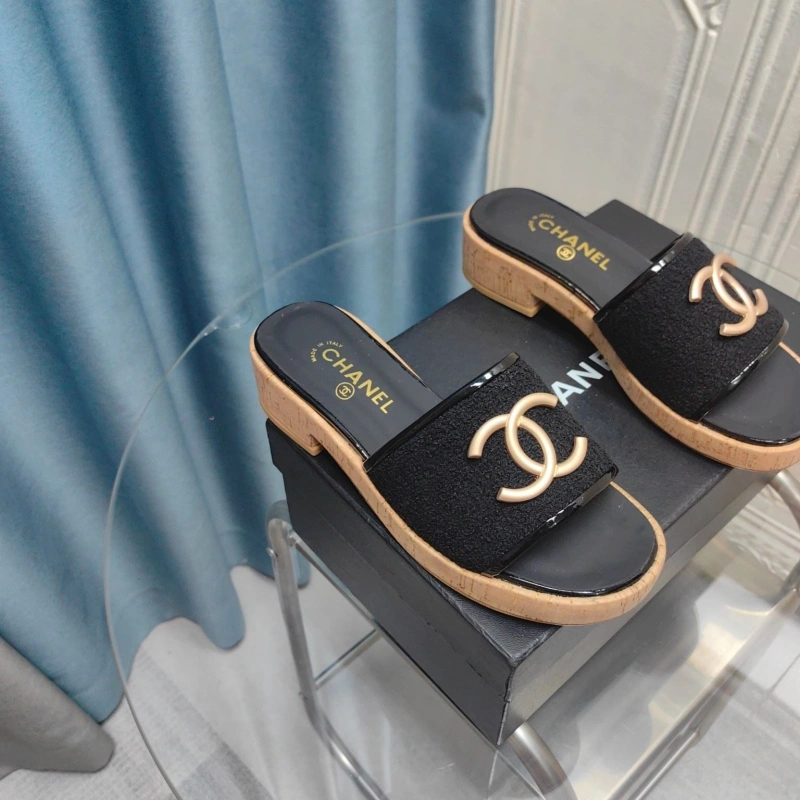 Chxnxl Slippers Bright 130565