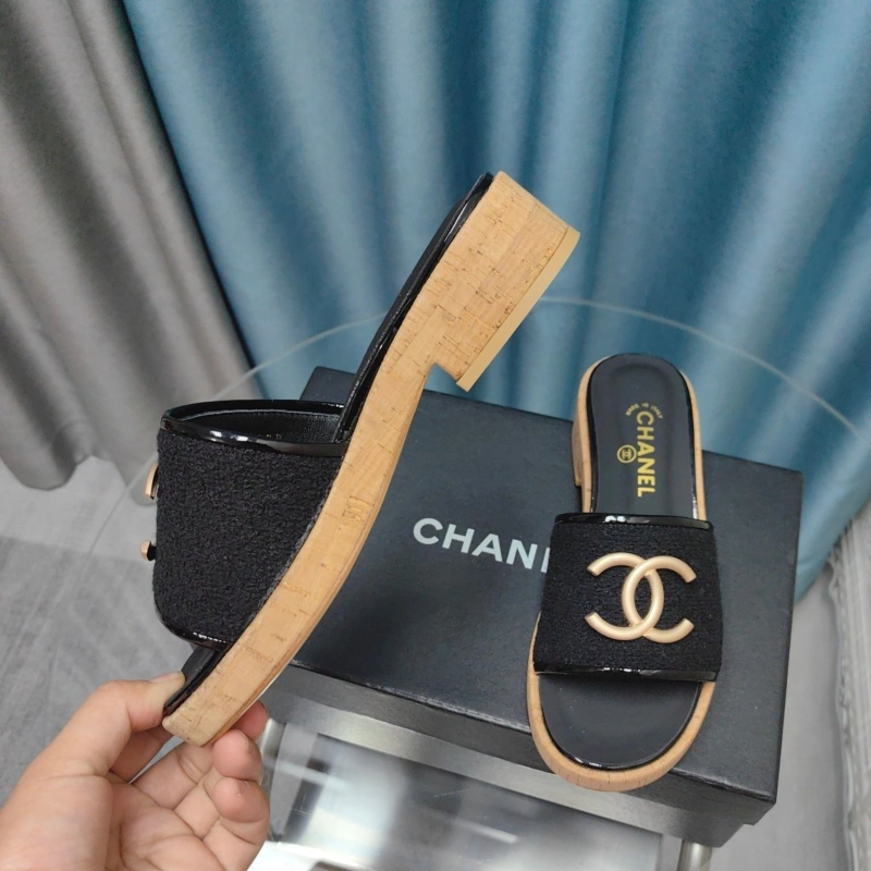 Chxnxl Slippers Bright 130565