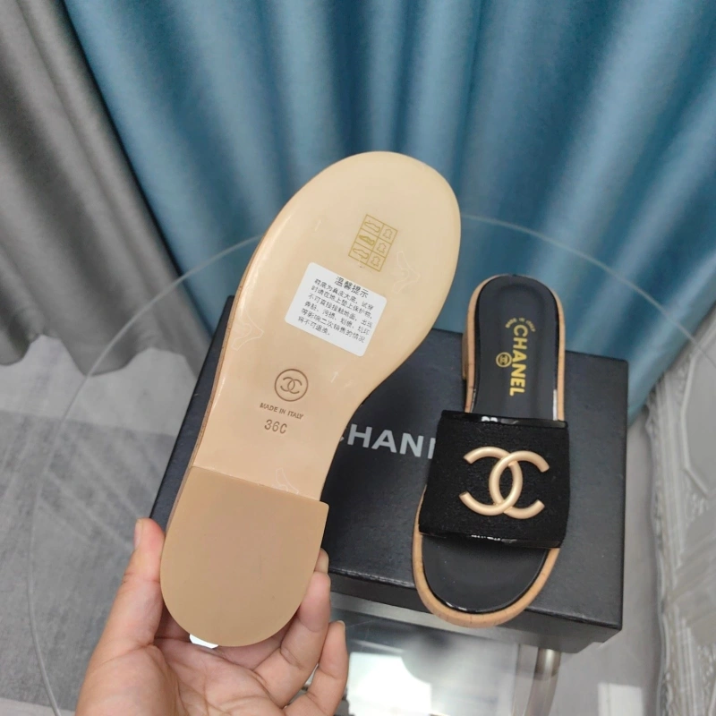 Chxnxl Slippers Bright 130565