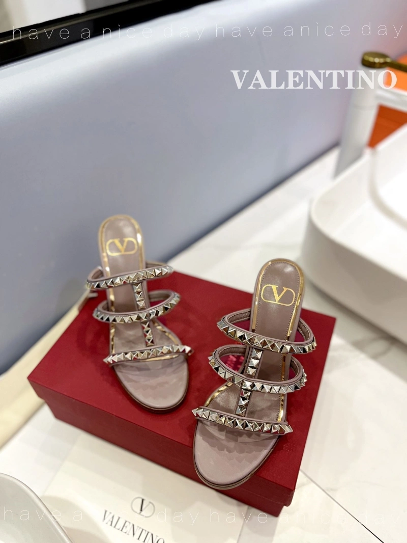 SportInspired Vxlxntino Slippers 231768