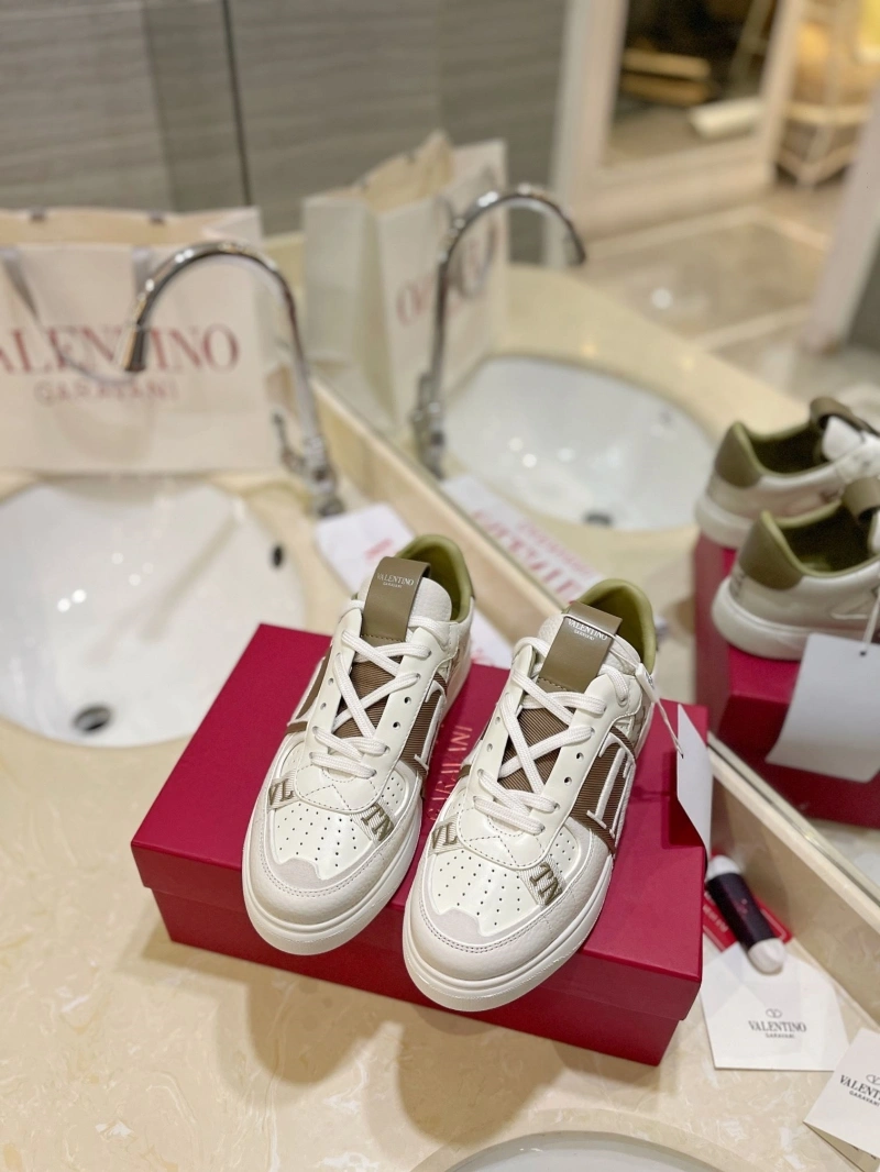Trendsetting Vxlxntino Casual Shoes 232561