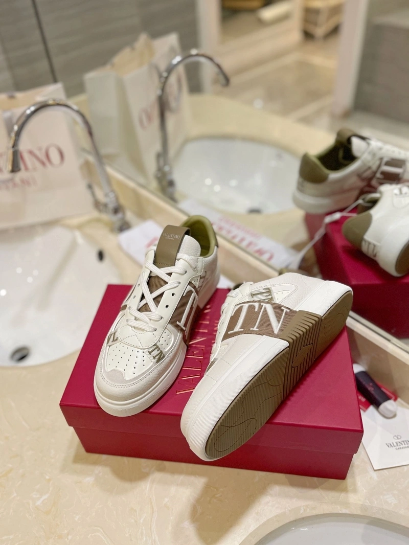 Trendsetting Vxlxntino Casual Shoes 232561