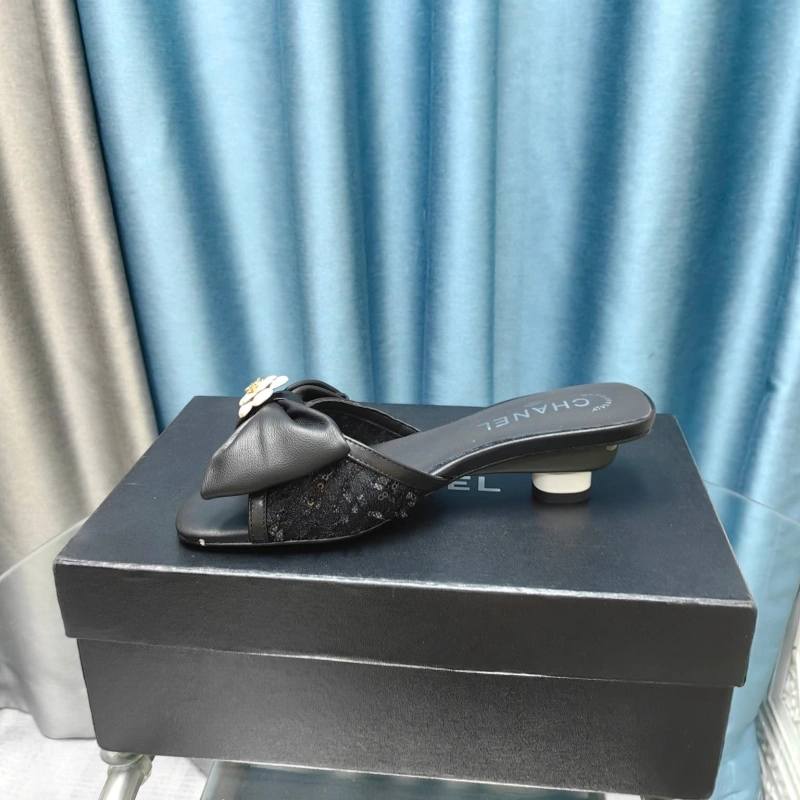 Elegant Chxnxl Slippers 130540