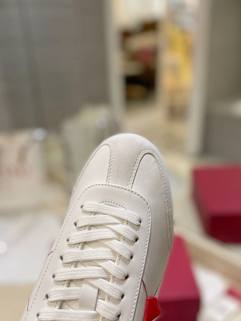 GoAnywhere Vxlxntino Casual Shoes 232533