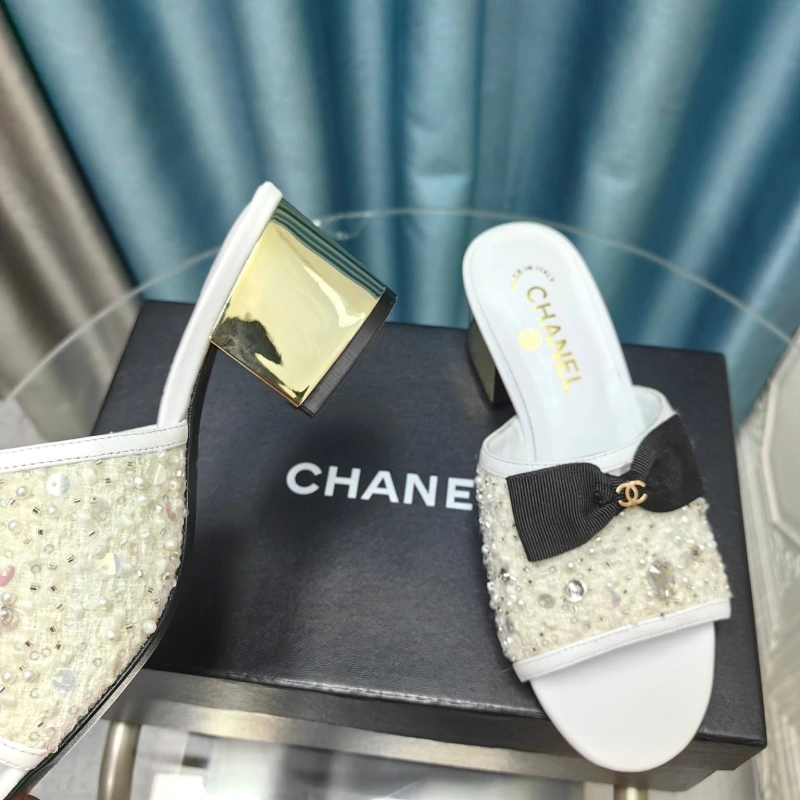Functional Chxnxl Slippers 130536