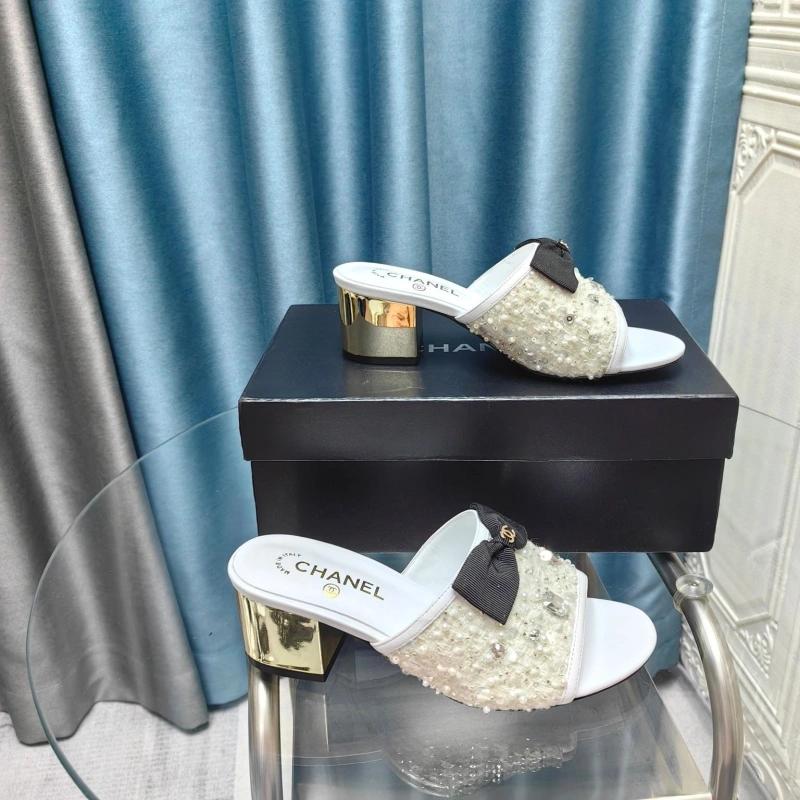 Functional Chxnxl Slippers 130536