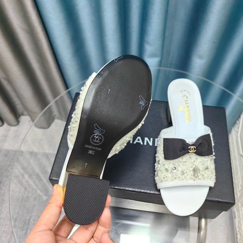 Functional Chxnxl Slippers 130536
