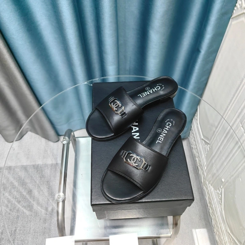 Functional Chxnxl Slippers 130535
