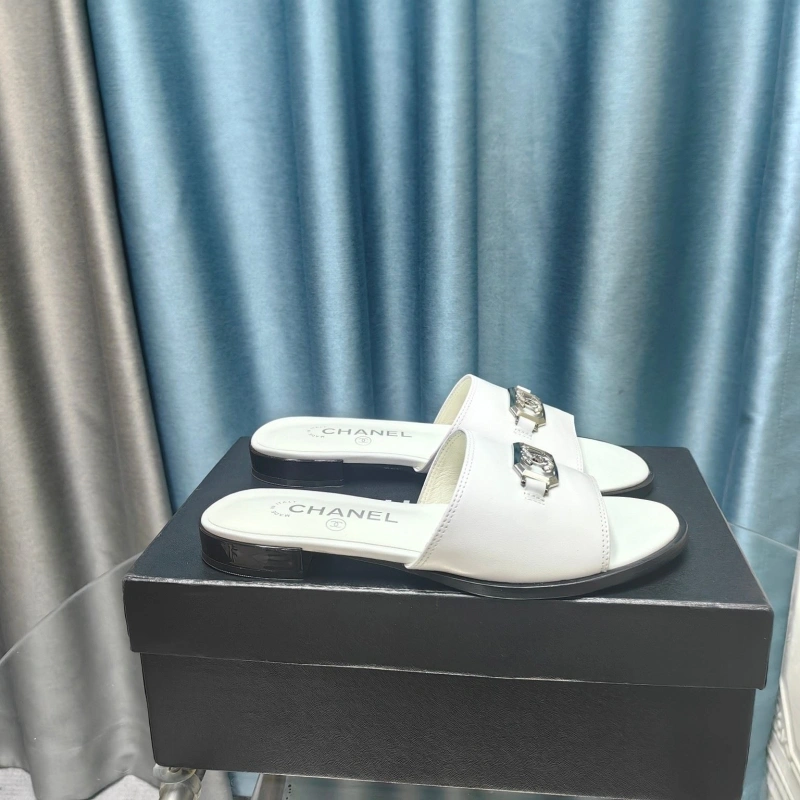 Chxnxl Slippers Bright 130532