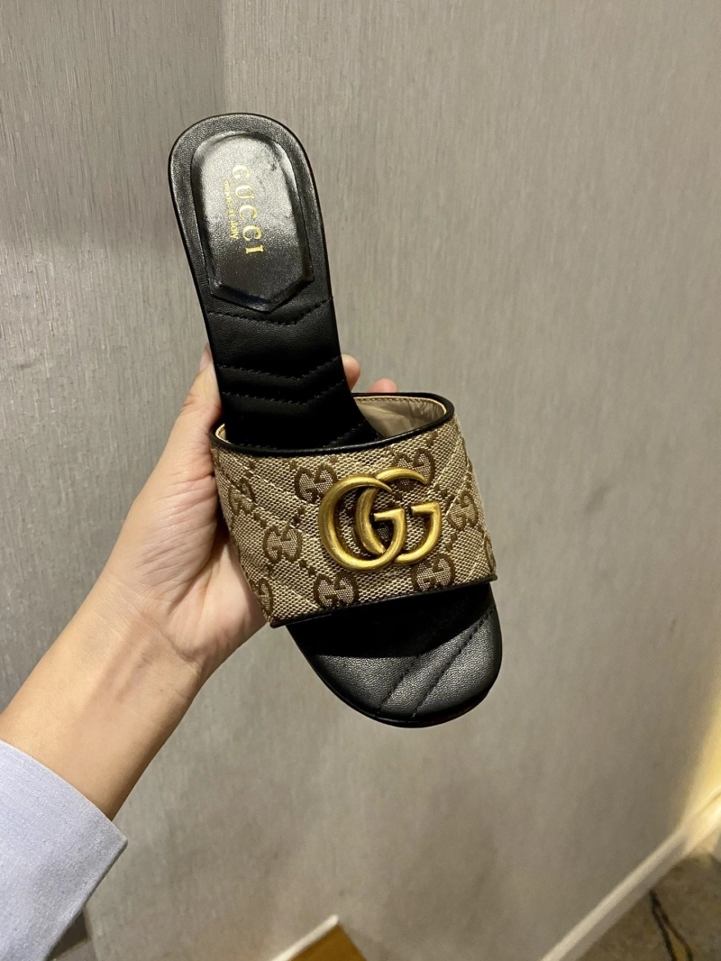 Sleek Gxccx Slippers 164809