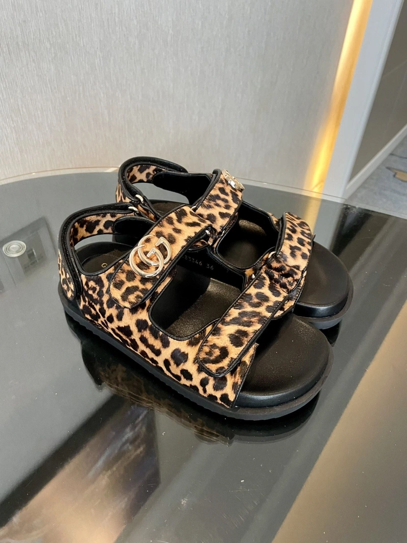 WellDesigned Gxccx Sandals 164855
