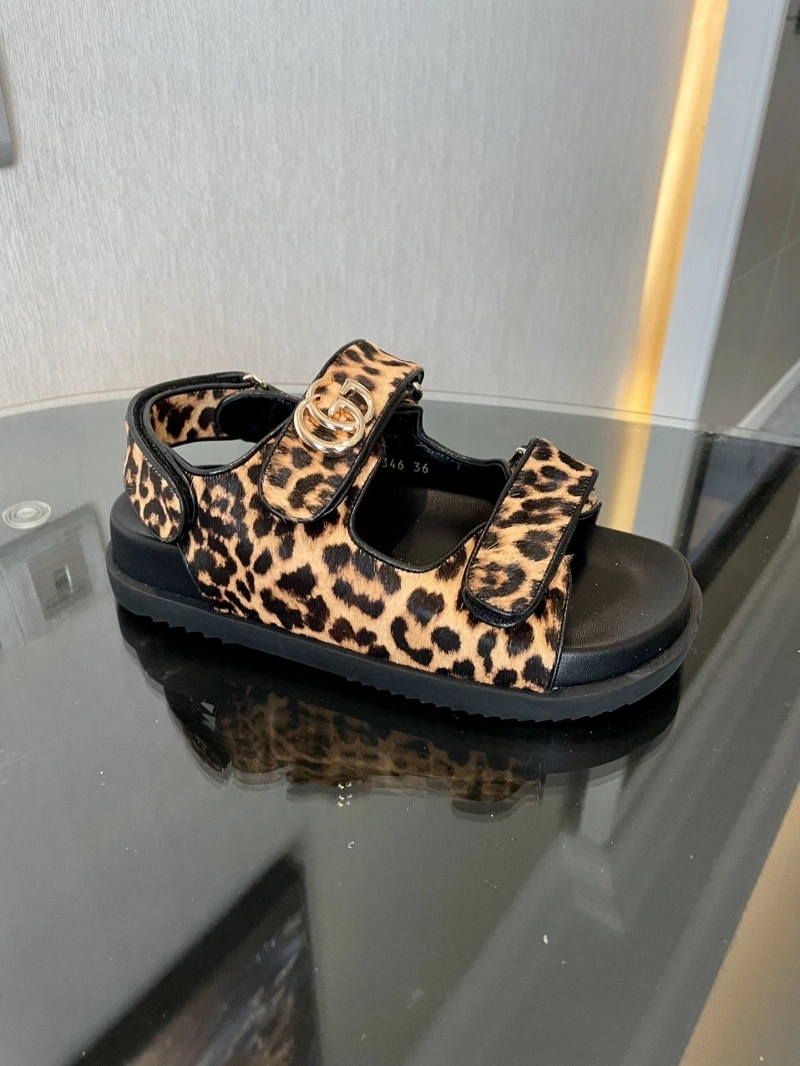 WellDesigned Gxccx Sandals 164855