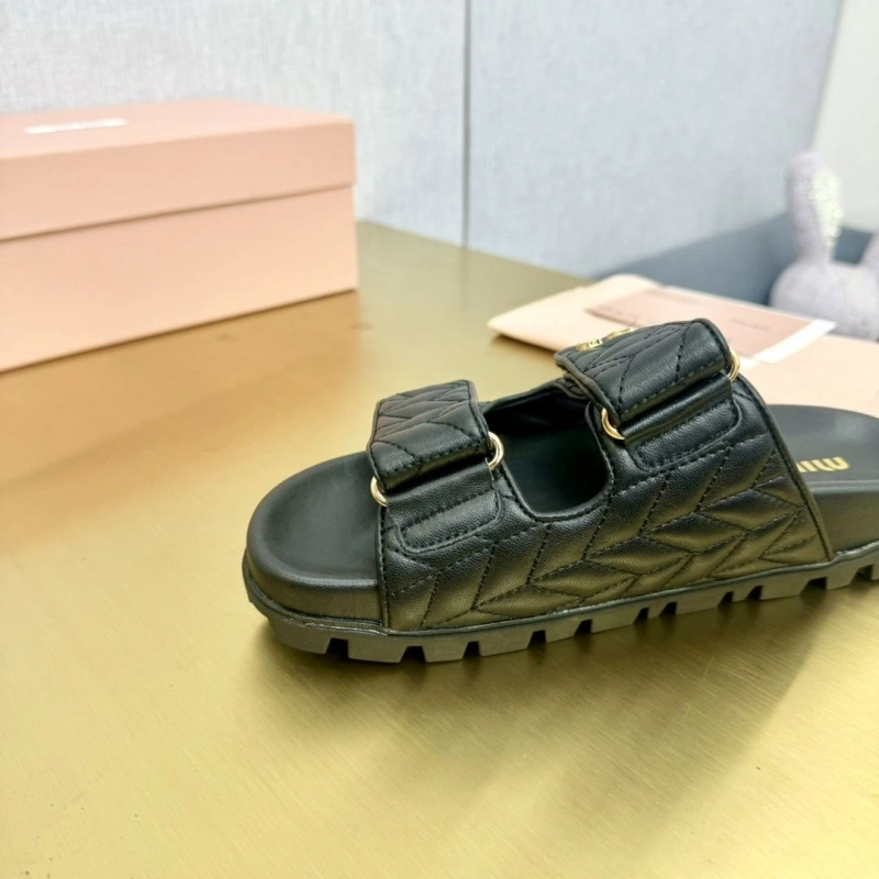 Chxnxl Sandals AllSeason 131035