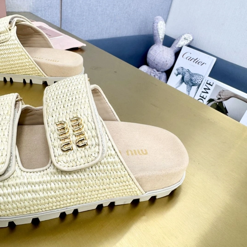 AllSeason Chxnxl Sandals 131051