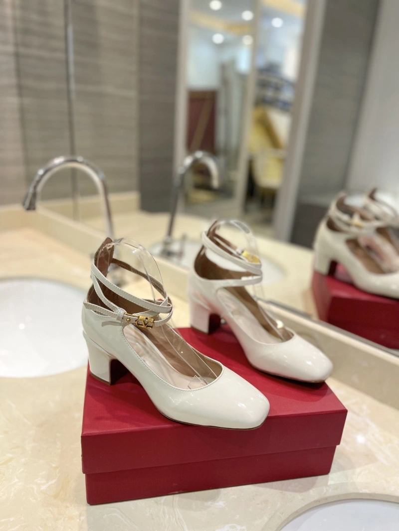 Comfortable Vxlxntino High Heels 232441