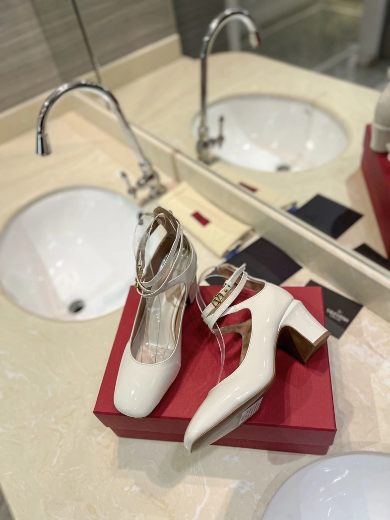 Comfortable Vxlxntino High Heels 232441
