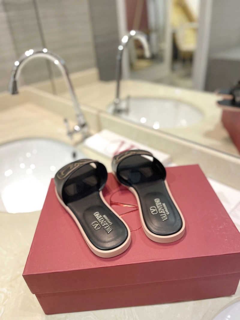 Sophisticated Vxlxntino Slippers 231752