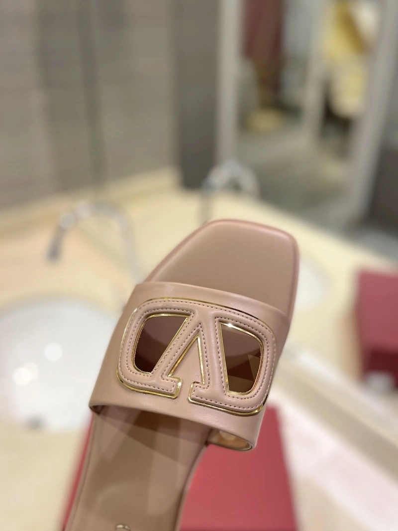 SportInspired Vxlxntino Slippers 231750