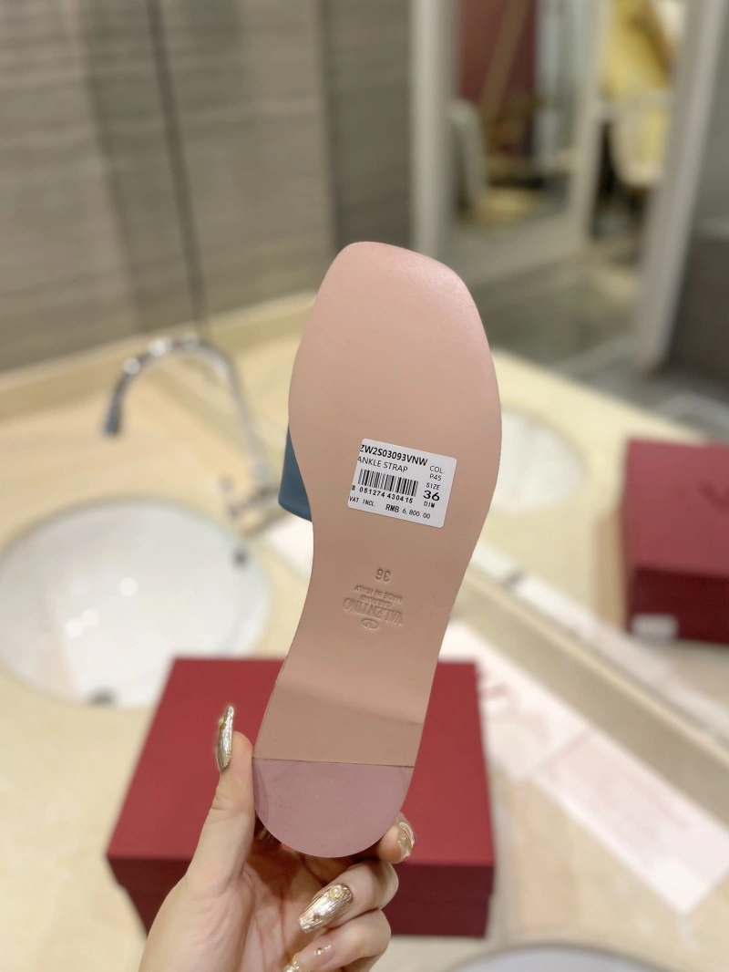 Efficient Vxlxntino Slippers 231744