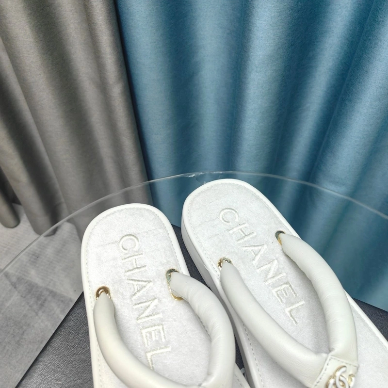 Sleek Chxnxl Sandals 131033