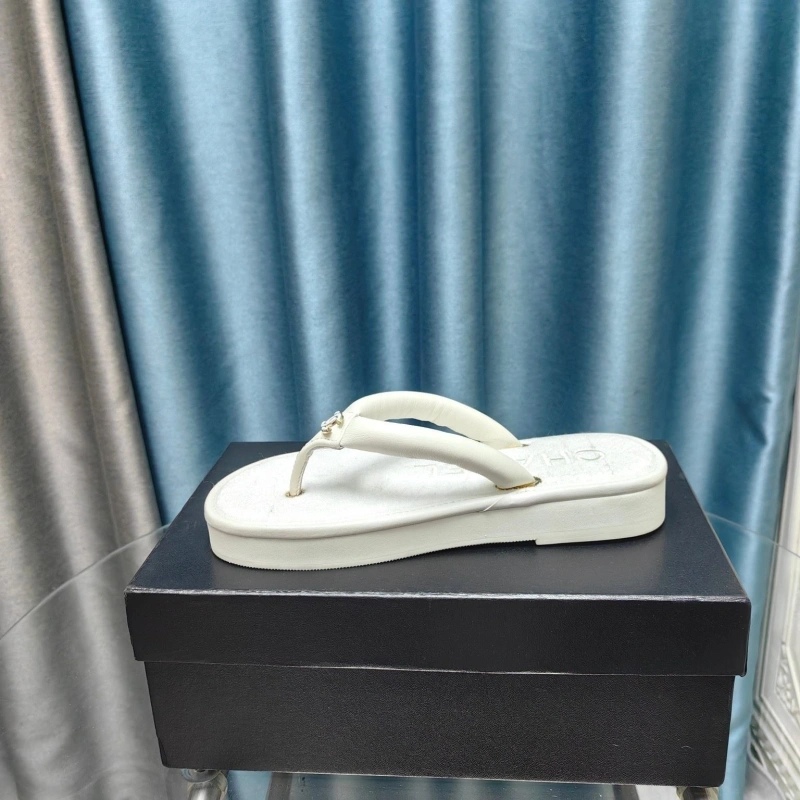 Sleek Chxnxl Sandals 131033