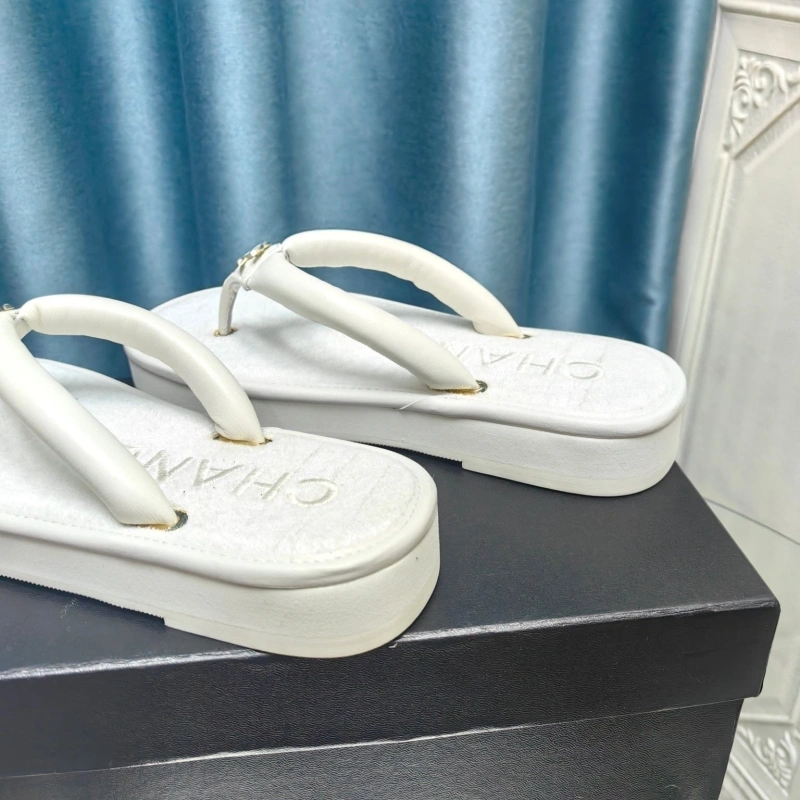 Sleek Chxnxl Sandals 131033